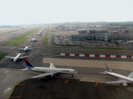 JFK closes its biggest runway to rebuild